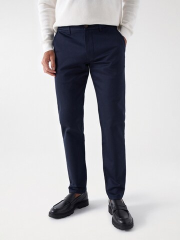 Coupe slim Pantalon chino Salsa Jeans en bleu : devant