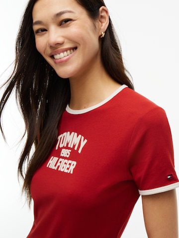 TOMMY HILFIGER T-Shirt 'Varsity' in Rot