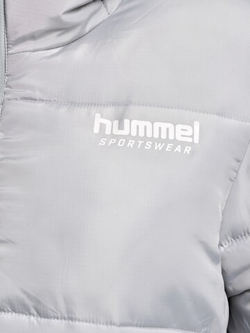 Hummel Jacke in Grau