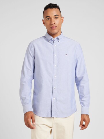 Regular fit Camicia 'HERITAGE' di TOMMY HILFIGER in blu: frontale