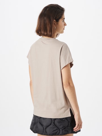 T-shirt 'MADHU' MELAWEAR en gris