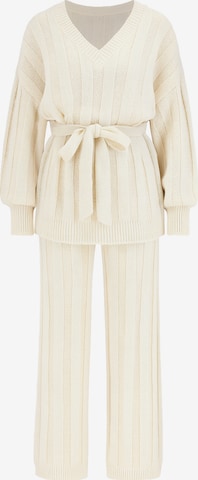 Elara Hausanzug in Weiß: Vorderseite