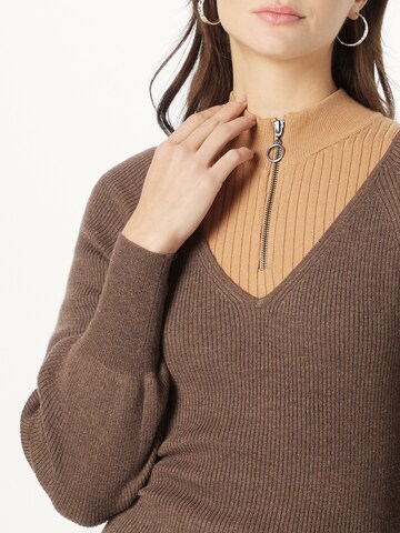 GAP Sweter w kolorze brązowy