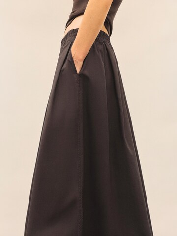 Pull&Bear Skirt in Brown