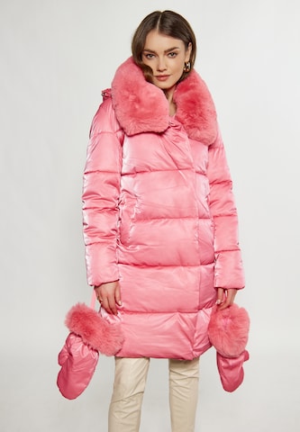 faina Зимно палто в розово: отпред