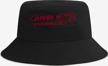 AND1 Hattu värissä musta: etupuoli