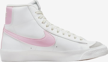 Nike Sportswear Sneaker 'Blazer 77' in Weiß
