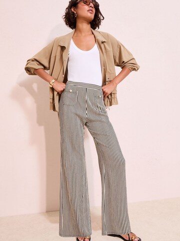 Friends Like These Regular Панталон в бежово