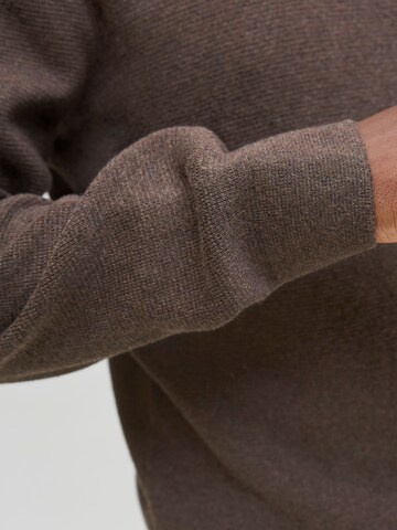 JACK & JONES Pullover '12281743'‌‌‌ in Braun