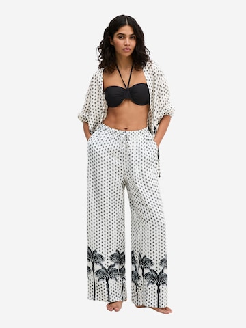 Marc O'Polo Loosefit Broek ' Palm Border Geo ' in Zwart: voorkant