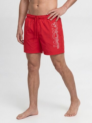 JACK & JONES Шорти за плуване 'JPSTMAUI' в червено: отпред