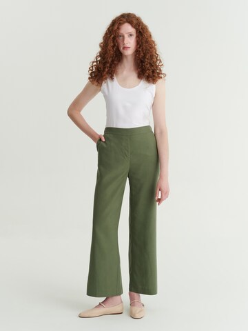 TATUUM Wide leg Trousers in Green