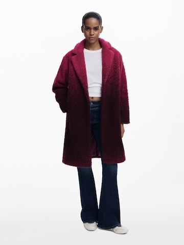 Manteau d’hiver Desigual en rouge