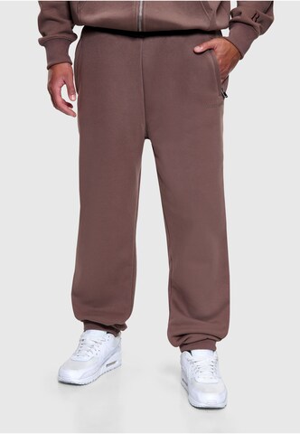 Dropsize Regular Broek in Bruin: voorkant