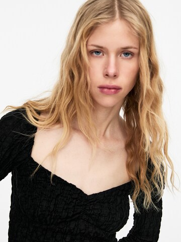 Pull&Bear Tričko - Čierna