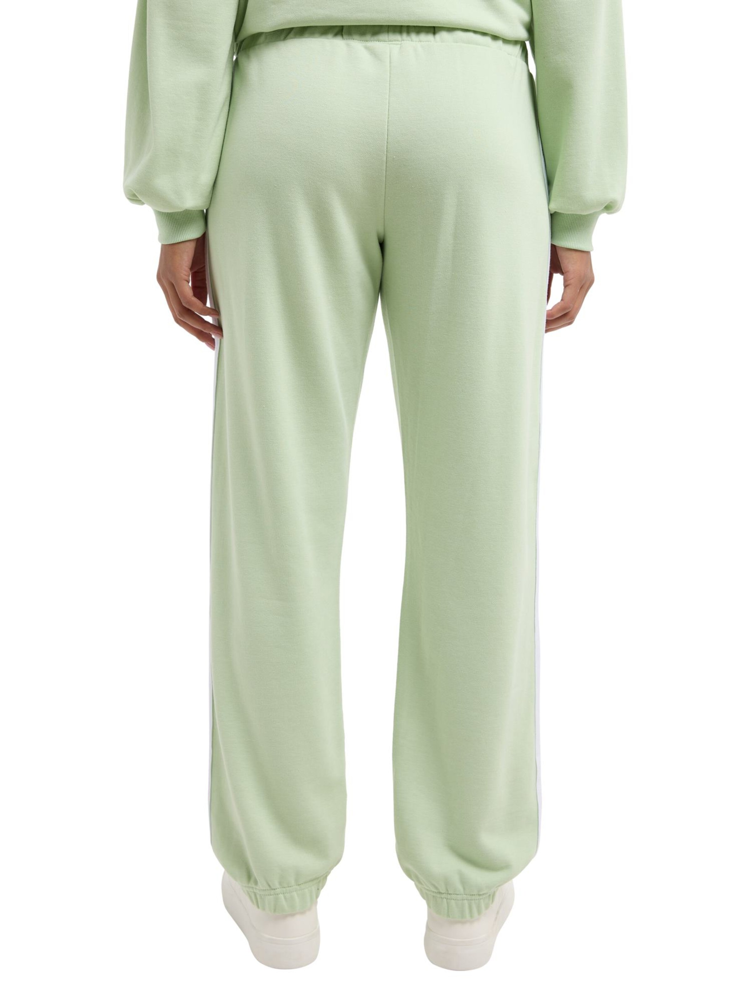 Bruno Banani Tapered Pants 'CARNEY' in Green