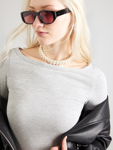 PIECES Μπλουζάκι 'PCPhoebe' σε γκρι