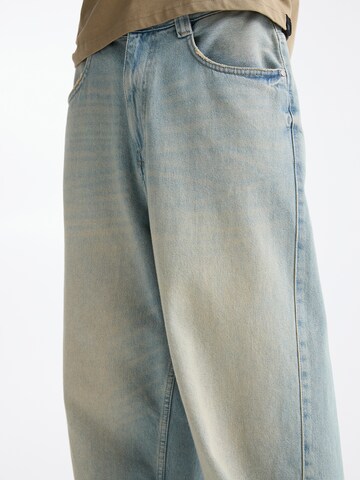 Pull&Bear Loosefit Jeans in Blau