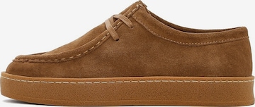 Derimod Schnürschuh in Braun: Vorderseite