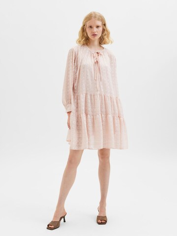 Selected Femme Petite Kleid in Pink