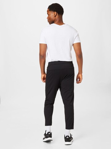 regular Pantaloni sportivi 'Designed For Training' di ADIDAS PERFORMANCE in nero