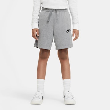 regular Pantaloni di Nike Sportswear in grigio: frontale