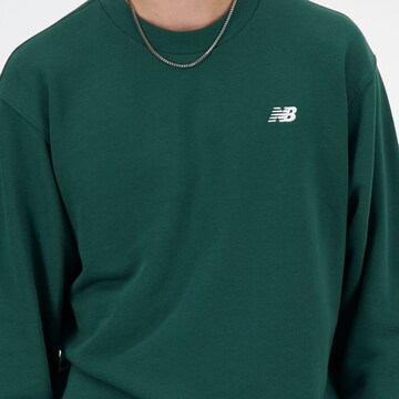 new balance Sweatshirt 'Sport Essentials French Terry Crew' in Groen