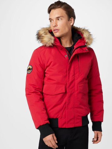 Geacă de primăvară-toamnă 'Everest' de la Superdry pe roșu: față