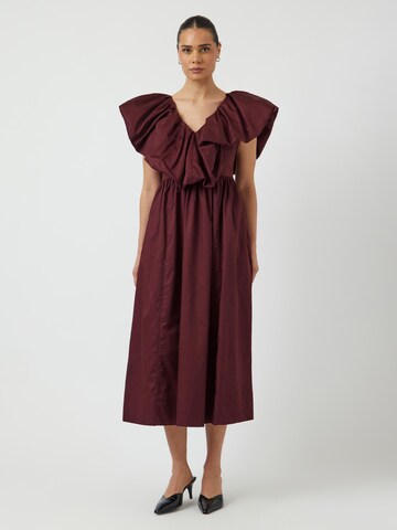 Abito di YAS in rosso: frontale