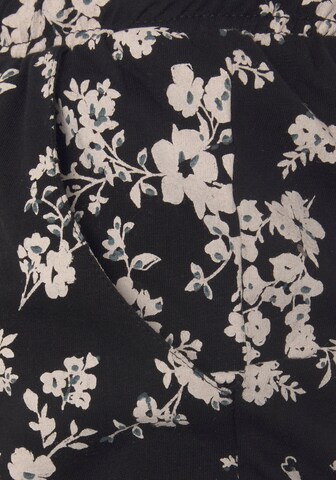 Shorty 'Dreams' di VIVANCE in nero