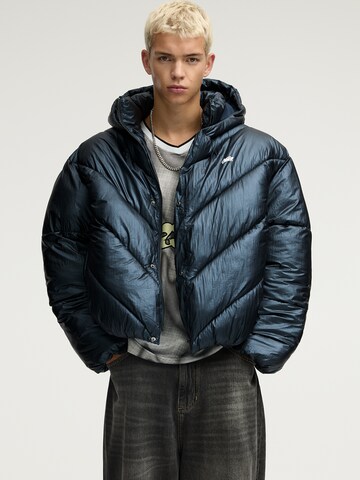 Pull&Bear Přechodná bunda – zelená: přední strana