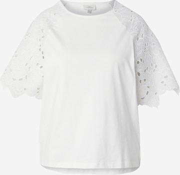 ONLY Carmakoma Shirt 'CARLina' in White: front