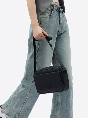 Victoria Hyde Crossbody bag 'Sidney' in Black