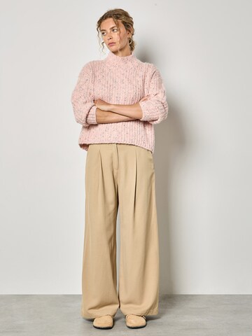 Apricot Sweater ' ' in Pink