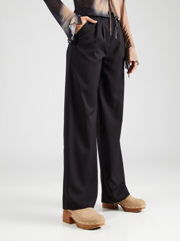 Trendyol Wide leg Pleat-Front Pants in Black: front