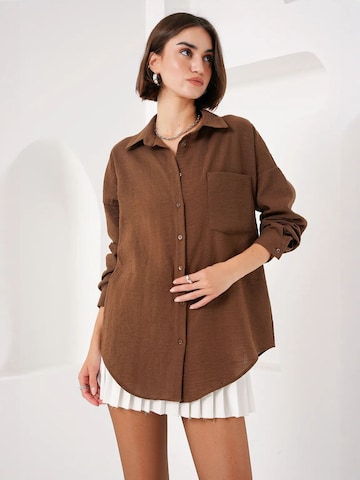 Camicia da donna di Bigdart in marrone: frontale