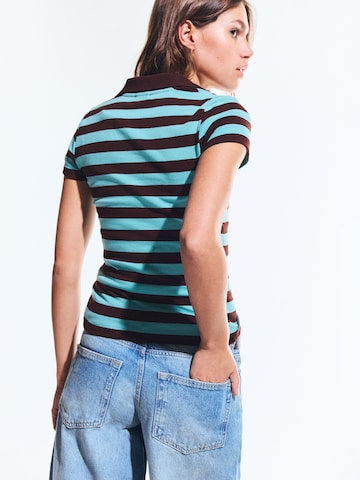 Bershka Shirt in Bruin