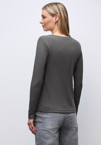 STREET ONE Shirt in Grau