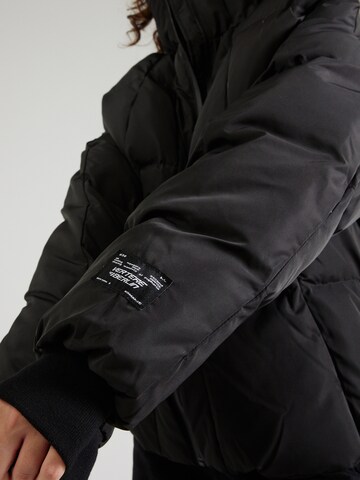 Vertere Berlin Between-season jacket in Black