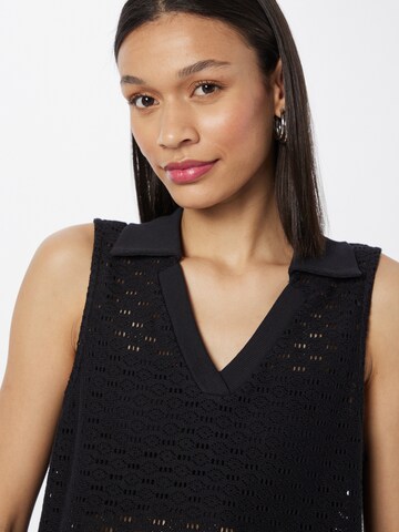 PIECES Knitted Top in Black