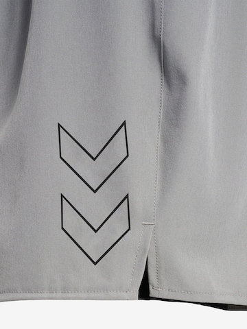 Hummel Обычный Спортивные штаны 'FAST' в Серый