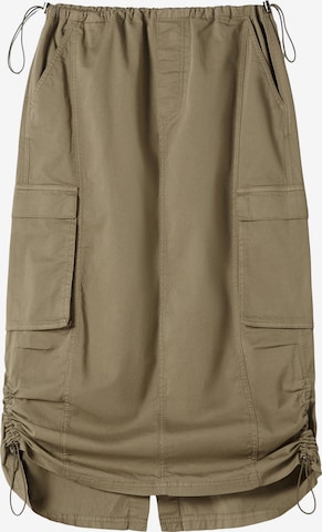 Bershka Skirt in Green: front