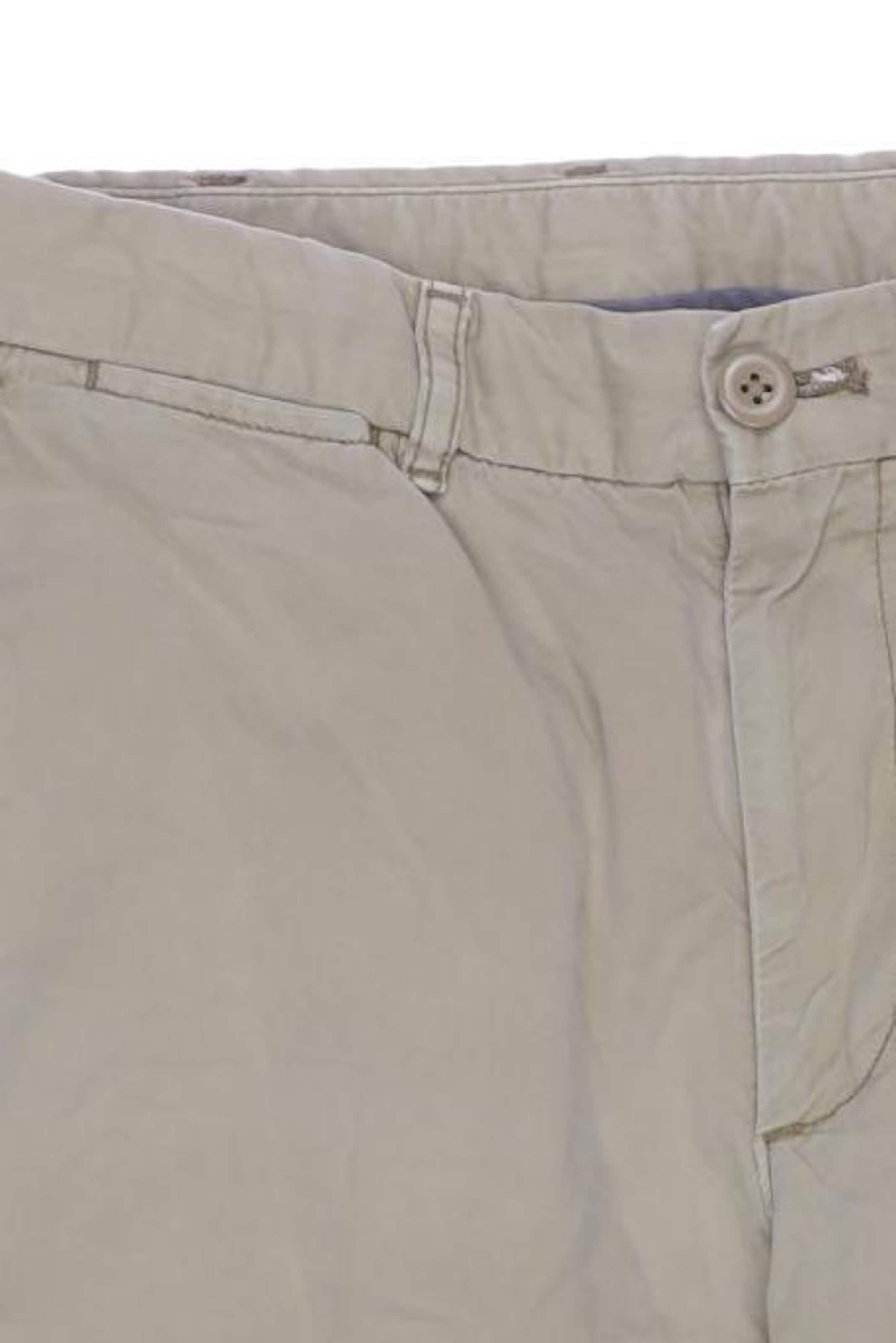 UNIQLO Shorts 27 in Beige