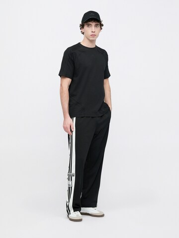 ADIDAS ORIGINALS Μπλουζάκι 'CUTLINE' σε μαύρο