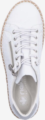 Baskets basses Rieker en blanc