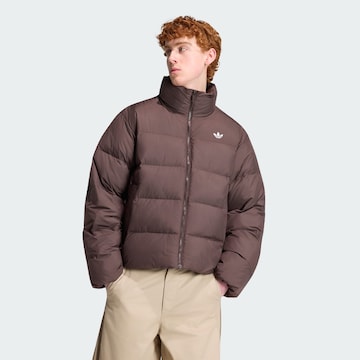 ADIDAS ORIGINALS - Chaqueta de invierno en marrón: frente