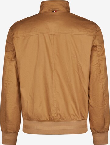 HECHTER PARIS Between-Season Jacket in Brown