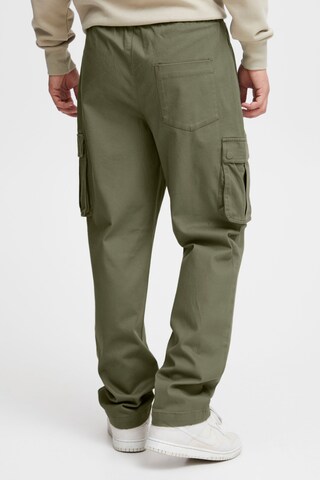 !Solid Regular Cargo Pants 'Gint' in Green