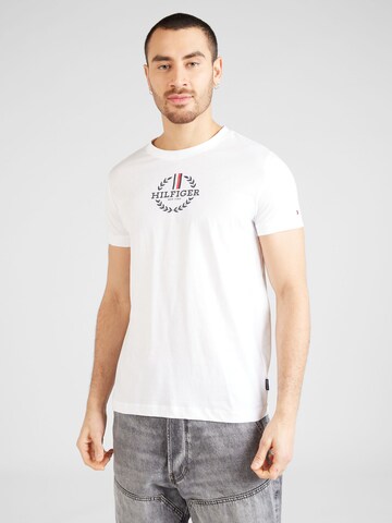 Tricou de la TOMMY HILFIGER pe alb: față