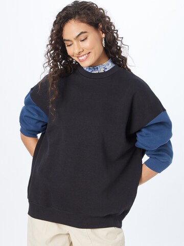 LEVI'S ® Mikina 'Oron Crew Sweatshirt' – černá: přední strana